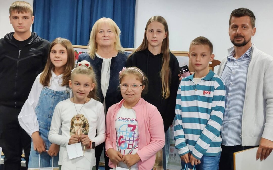 НАГРАДЕ НА ЛИТЕРАРНОМ КОНКУРСУ